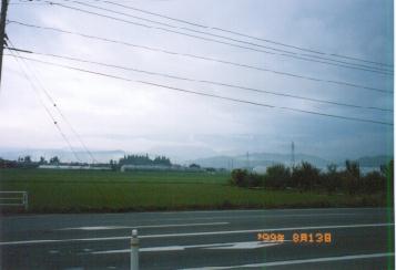 曇天の朝